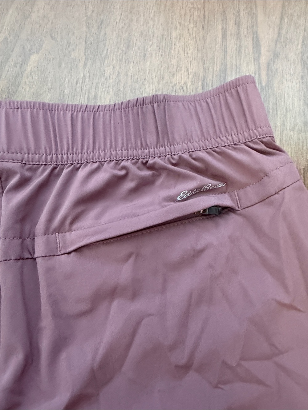 Eddie Bauer Traveler Mauve Cropped Ankle Pants - Picture 5 of 6